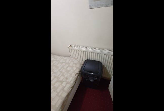 Very Appealing House- Must See to Appreciate Main Photo