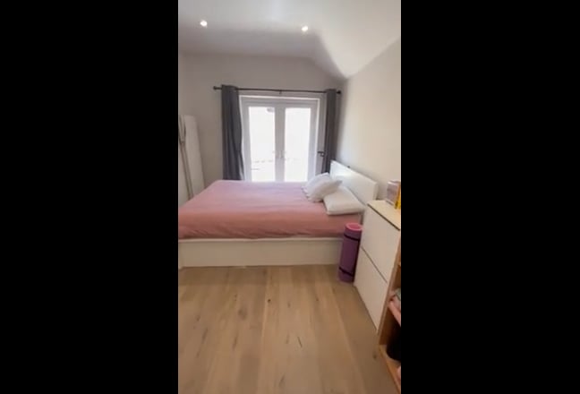 Large En-Suite Room in Tooting Bec Main Photo