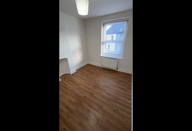 Video 1: First Floor Bedroom