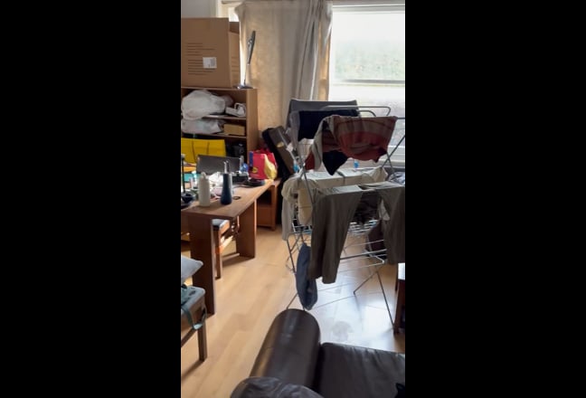 Large Bright Room in South Kensington  Main Photo