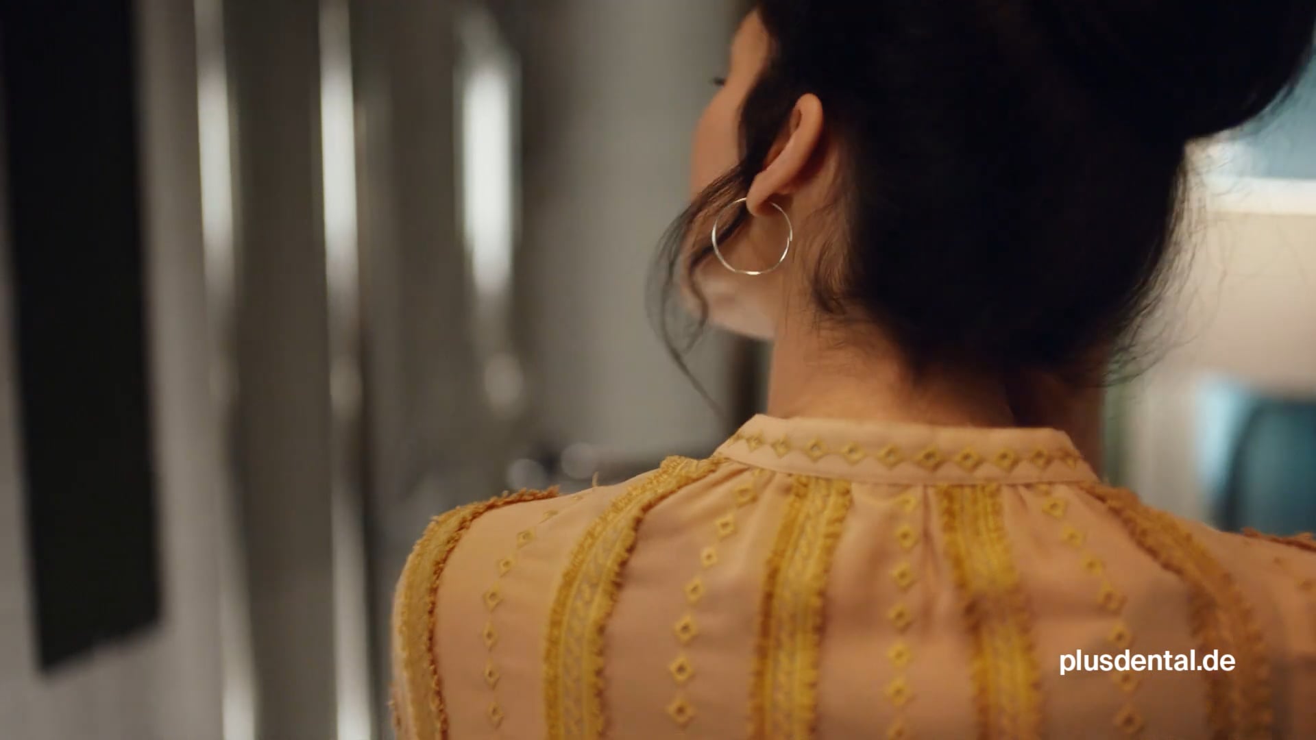 PlusDental - Zeit Zähne zu zeigen