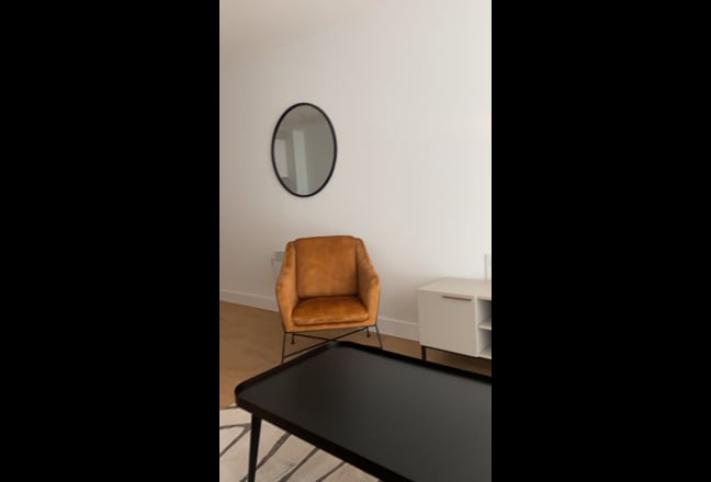 Ensuite in a New Apartment  Main Photo