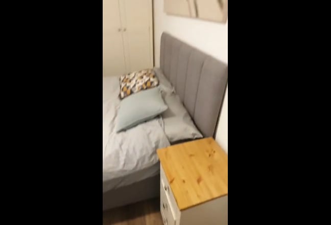 Cosy self-contained room Main Photo