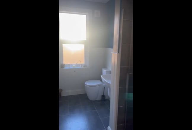 Lovely large Double en-suite in Palmers Green Main Photo