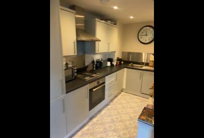 Lovely double room near Victoria Park Main Photo