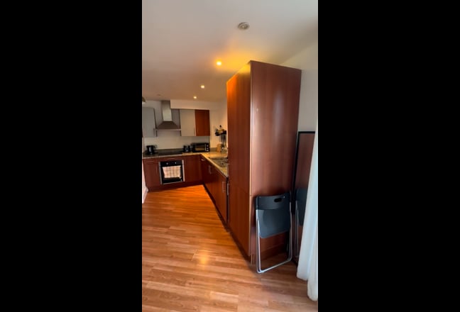 Lease Takeover in Amazing Bermondsey Flat Main Photo