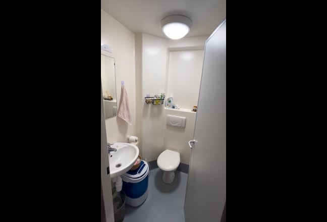Perfect Ensuite Room in Leeds near Uni of Leeds Main Photo