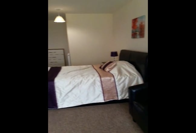 ***Two  Double Rooms with Private Showers *** Main Photo