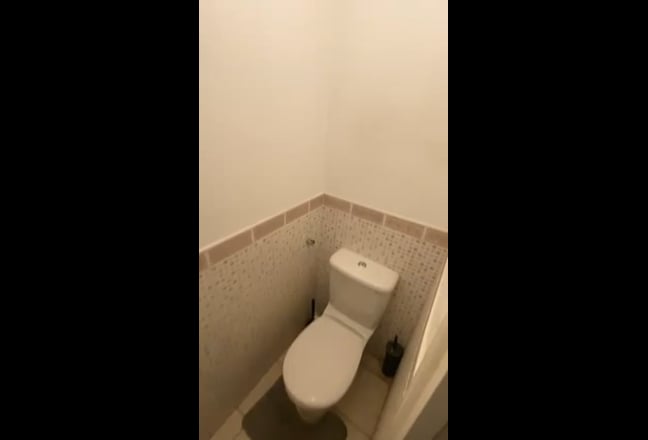 Superb Room in bow (Half Deposit 🔥)  Main Photo