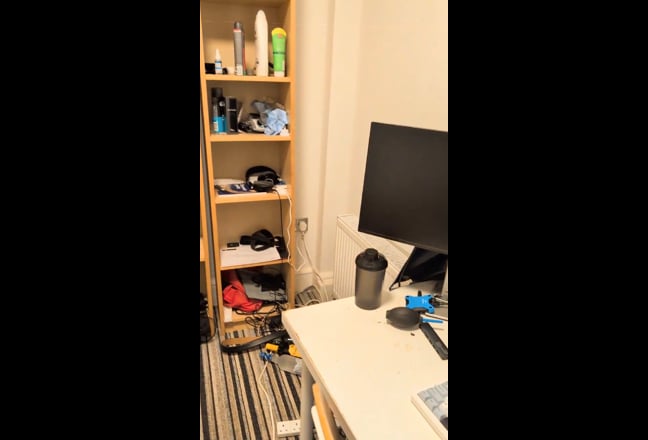 Room with private outside terrace Main Photo