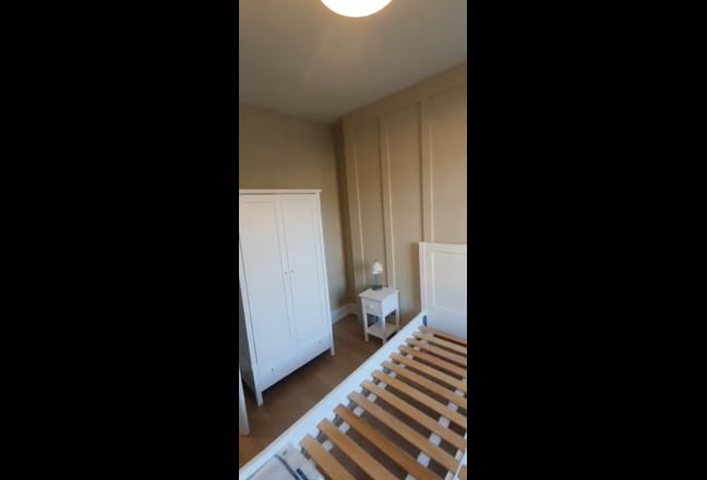 Split Level Pimlico Main Photo