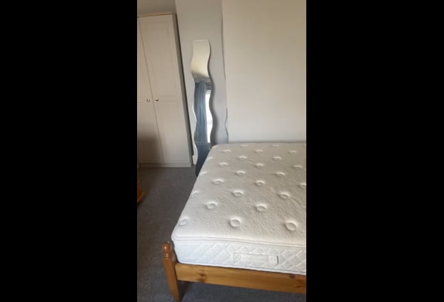 Room available in Southsea Main Photo