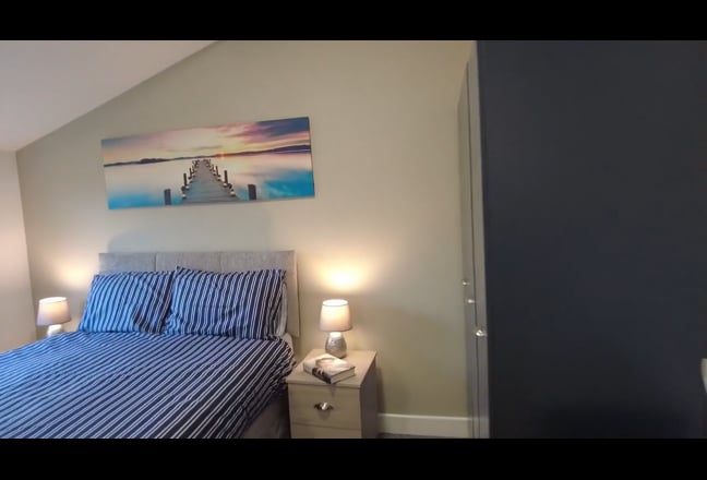 Lovely En-Suite Room for Professionals Available. Main Photo