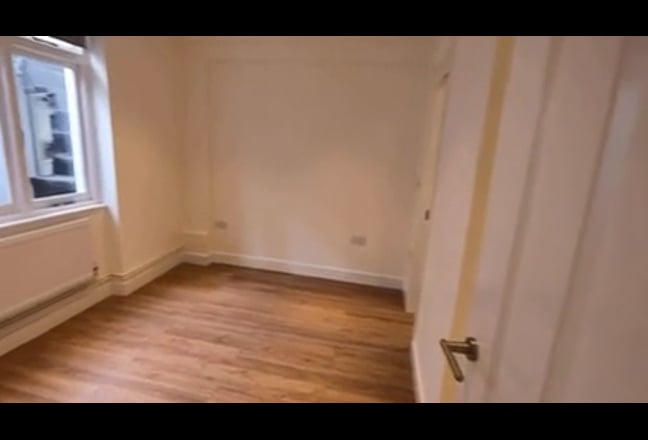 2 bedroom 2 bathroom flat in Pimlico with patio Main Photo