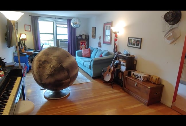 Share my Spacious 2B 2B right on Central Park West Main Photo