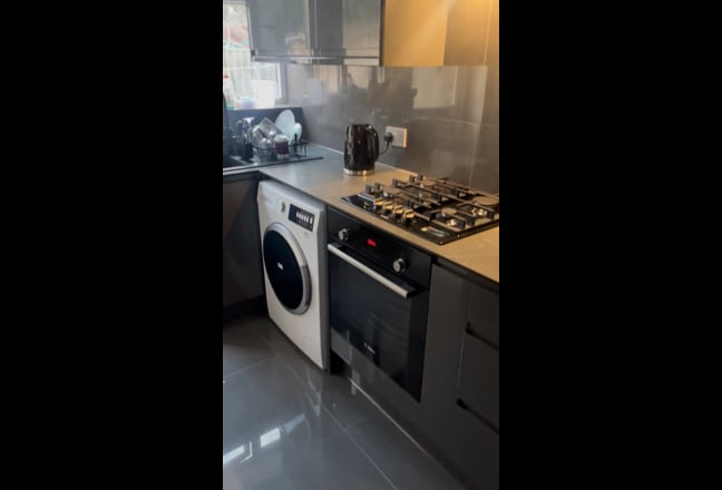 Double Size Room Available for Single Person  Main Photo