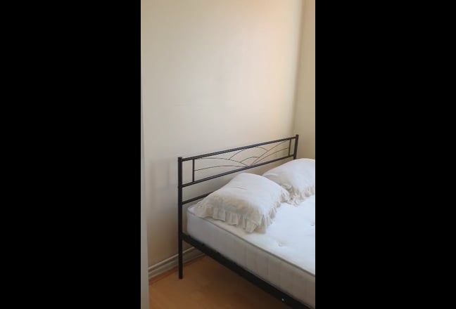 A room for rent Main Photo