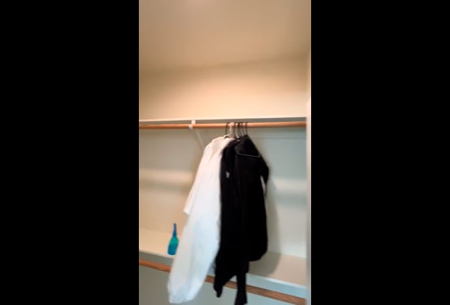 Oversized Master Room with en suite bathroom! Main Photo