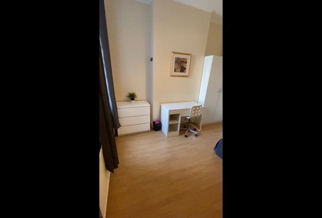 ComfortableRoomWillesden Green Easy Walk to Jubile Main Photo