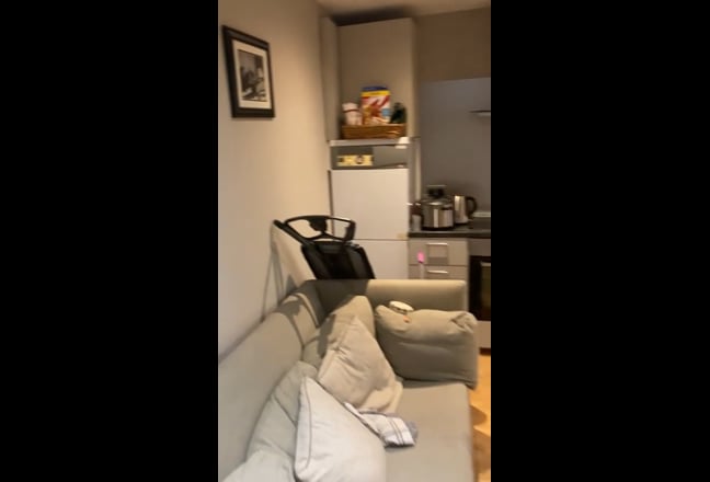 Spacious Double Room in Shepherd’s Bush Main Photo