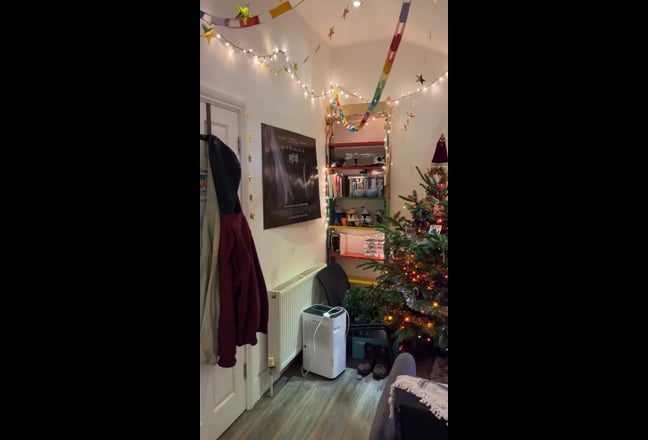 Room available in Surrey Quays (zone 2) Main Photo