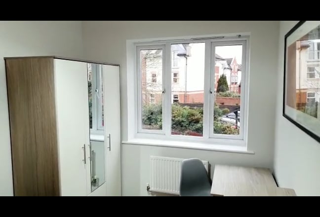 🌟Newly Renovated Double Room in Town Centre 🌟 Main Photo