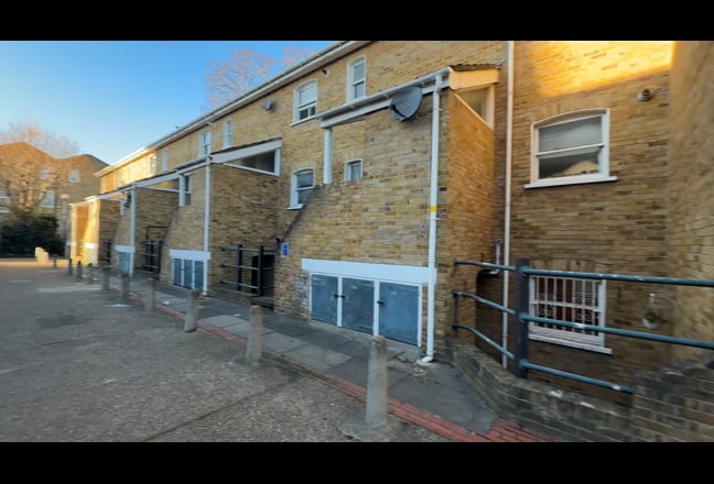 Whole GARDEN flat in Hullbridge Mews, Islington N1 Main Photo