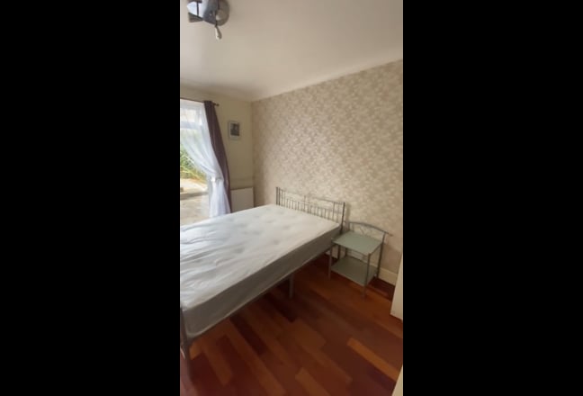 Double Room in Uxbridge near station & Brunel  Main Photo