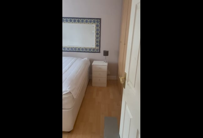 Large double room in Ilford  Main Photo
