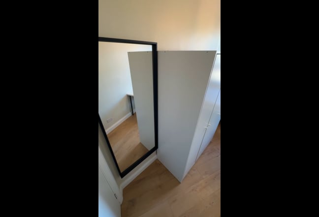 Furnished Single Room – Mitcham CR4 – &pound;170 pw Main Photo