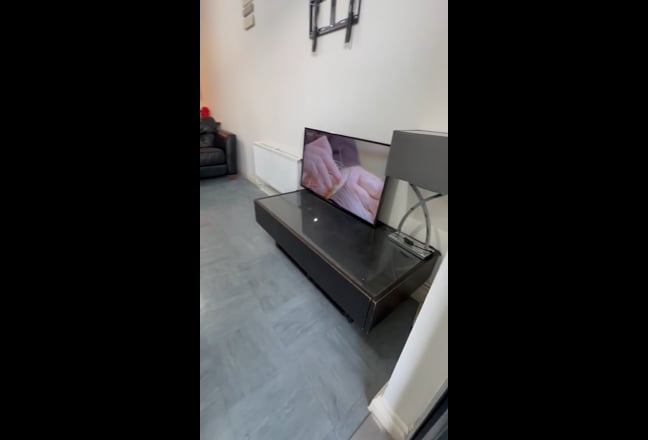 Modern Furnished 1-Bedroom Flat in Poplar  Main Photo