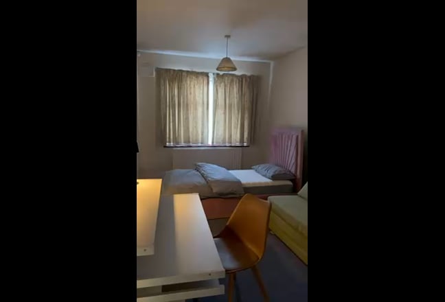 Furnished double room for rent Main Photo