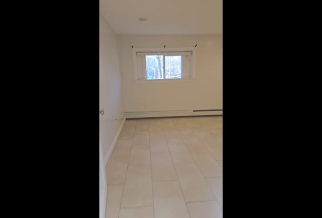 Beautiful Master Suite Space  Main Photo