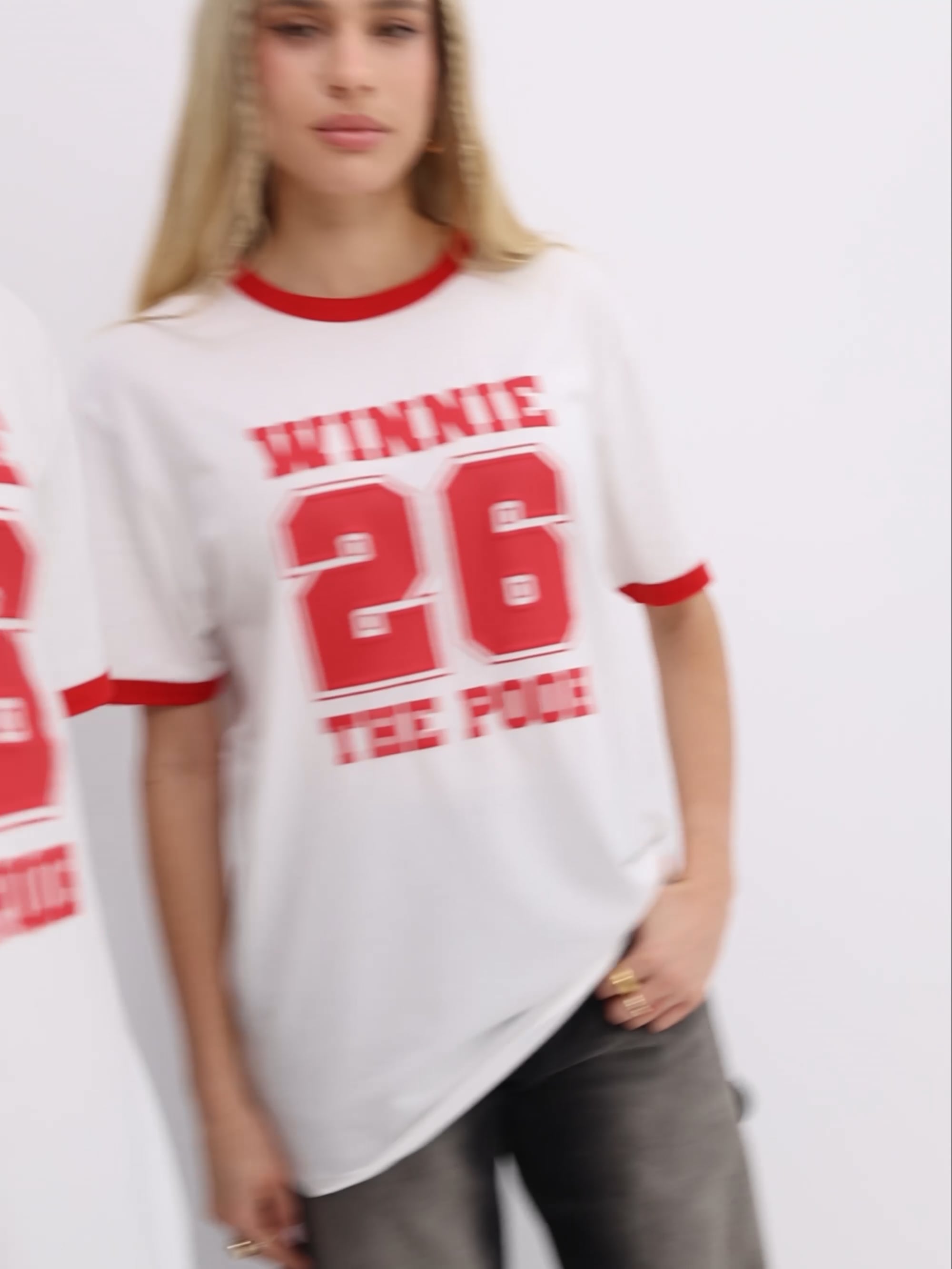 טישרט קרופ פו הדב