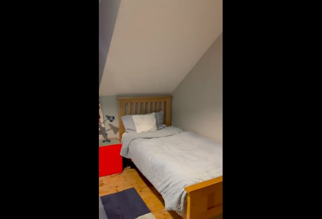 Double Room in Stunning Home Main Photo