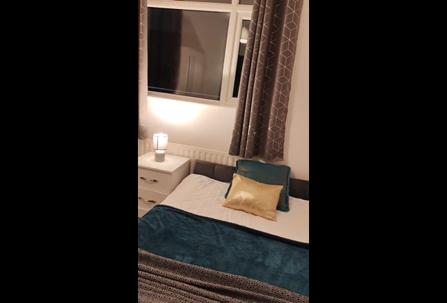  Beautiful Room At A Great Location  Main Photo