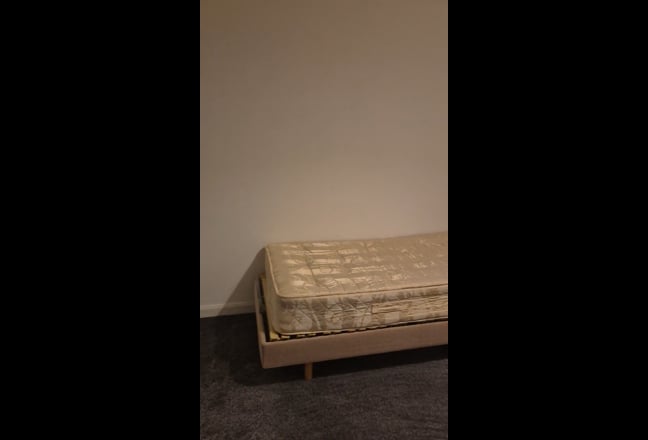 Double room 400pcm Main Photo