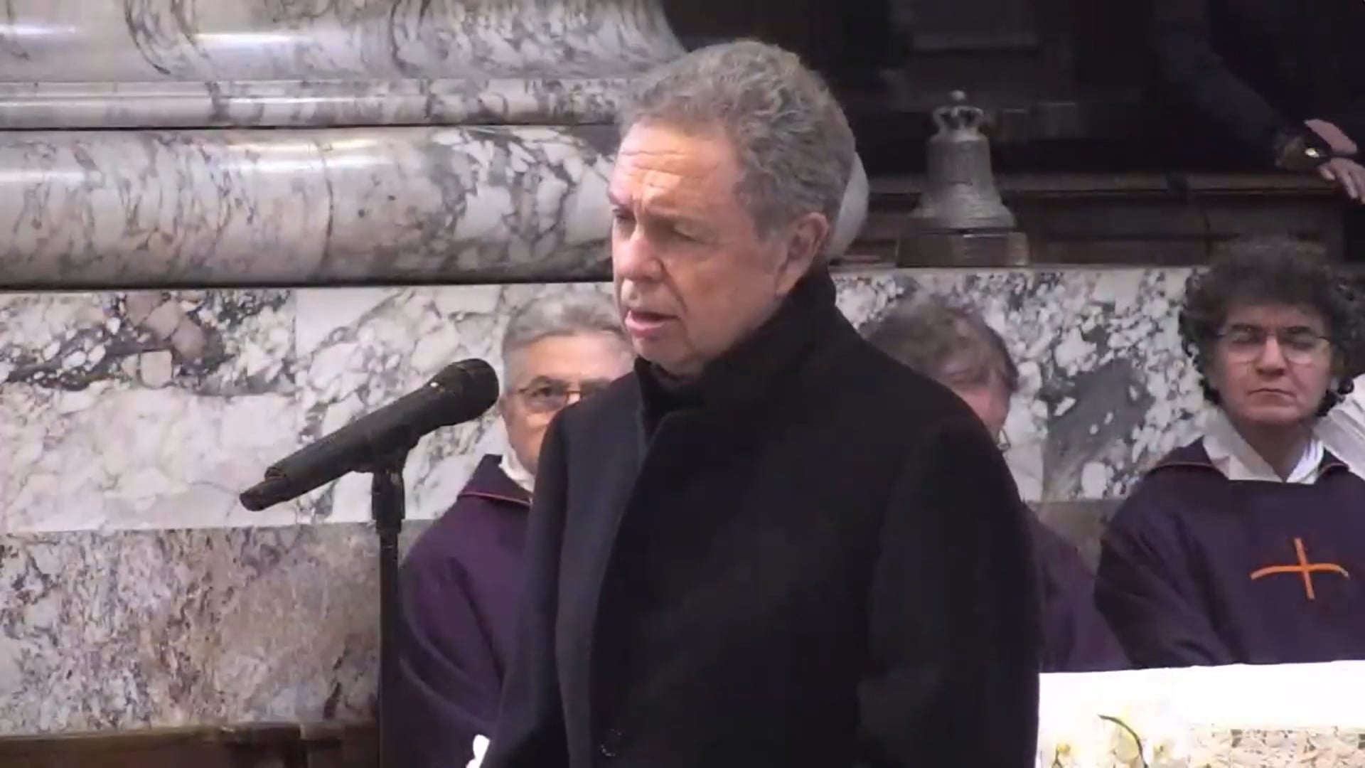 Funerali di Giovanni Tamburi: lo straziante addio del padre