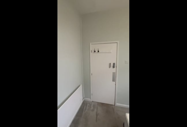 🌟 Lovely Room in Spacious Victorian House  Main Photo