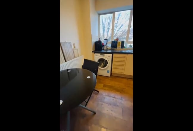 Single room in Royal Victoria   Main Photo