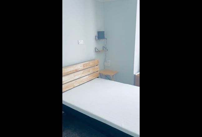 📍Large Modern Self Contained Studio Flat 📍RG1 Main Photo