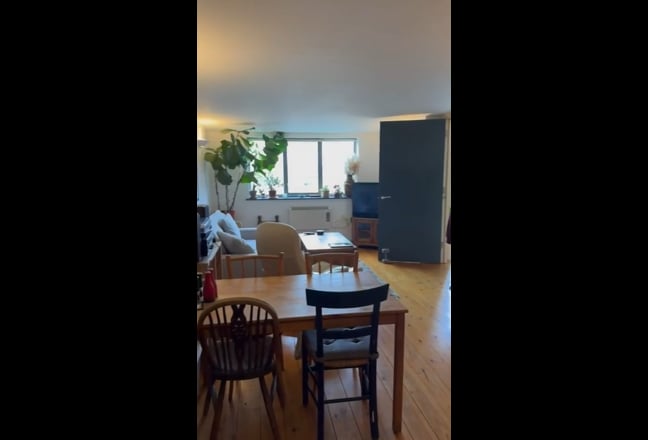 Large Double with Top Floor Views Main Photo