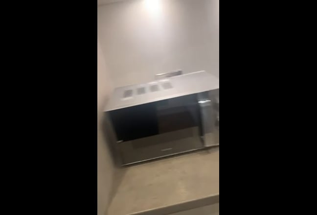 Female needed -  spacious 2 bedroom apartment Main Photo