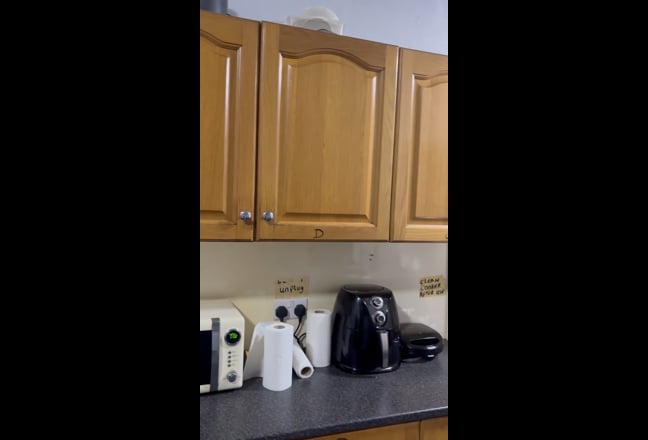 Room available in a Shared house Main Photo