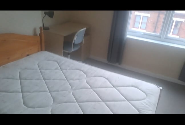 Professional Double Rooms – All Bills Included  Main Photo