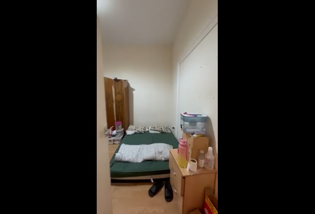 Room for Sharing  Main Photo