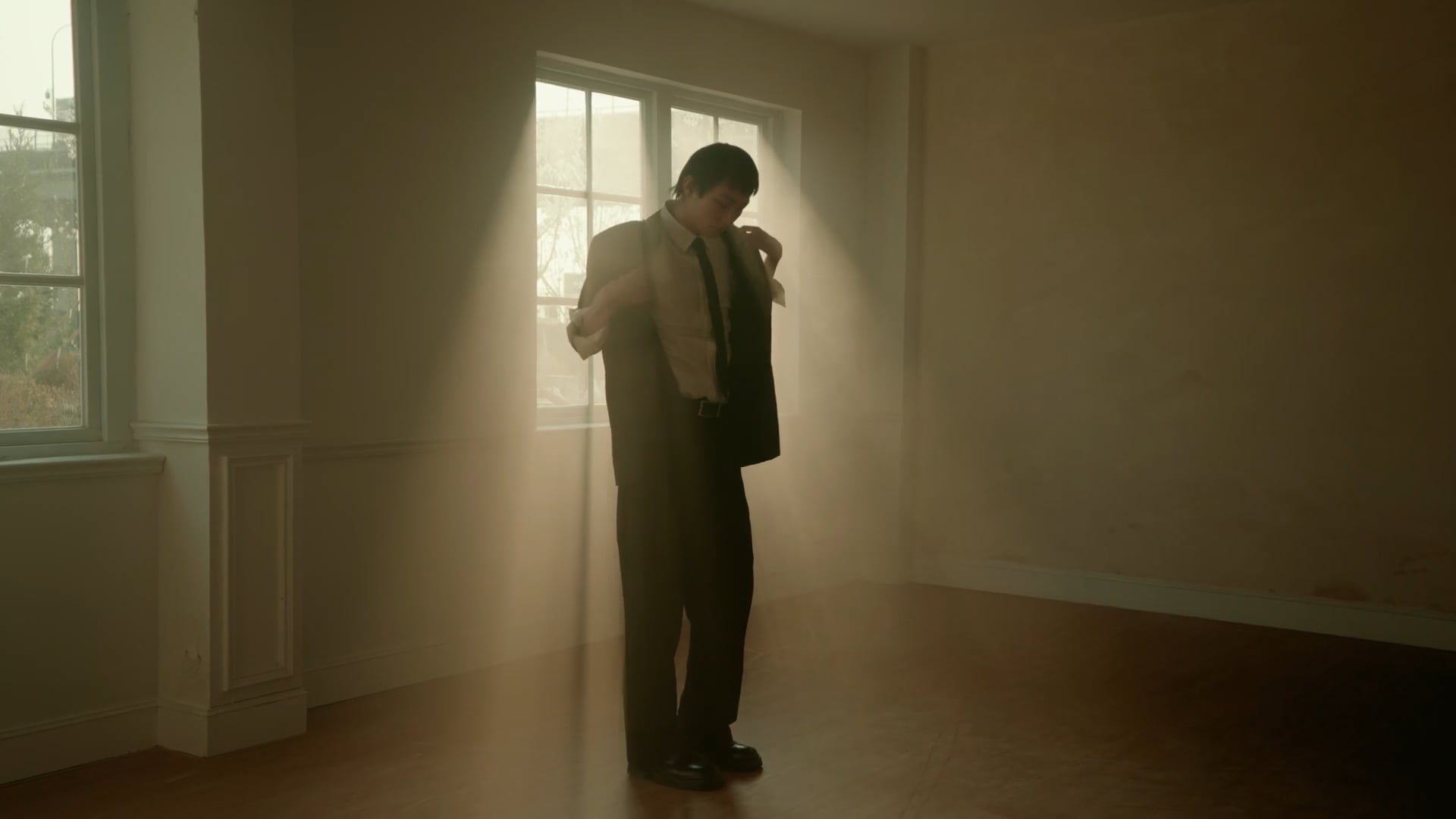 Scent of Familiarity - Issy