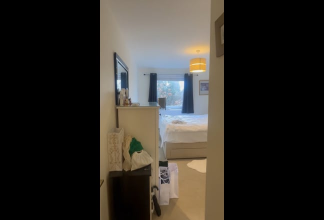 Double bathroom in Canada Water with own bathroom  Main Photo