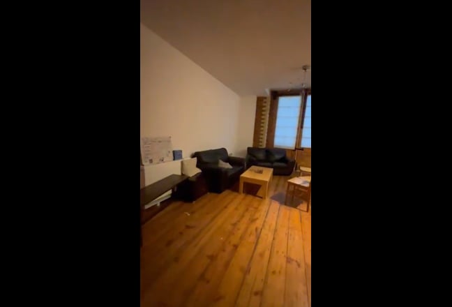 Large double en-suite room in Aldgate East  Main Photo