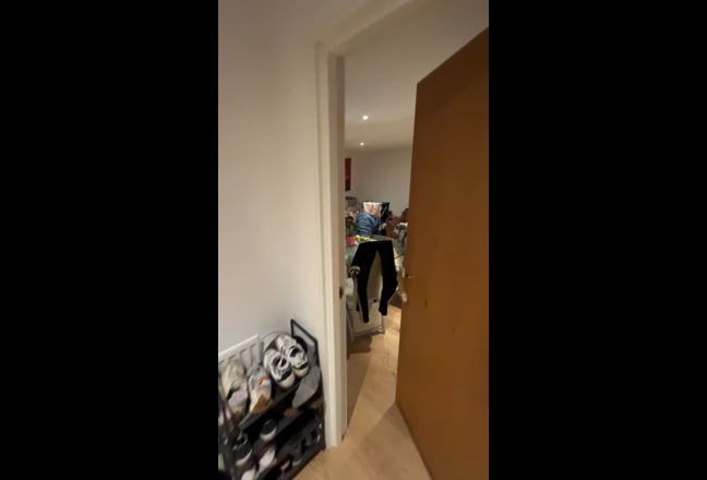 Room near Langdon Park DLR | Female flatshare Main Photo